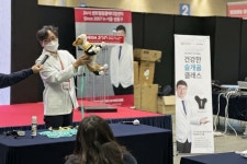 강아지 슬개골 보호대 포베오, ‘케이펫페어 세텍’ 상담·시착 진행