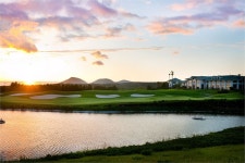 반려견과 즐기는 라운딩..롯데스카이힐CC 제주, 반려견 동반 라운드 운영