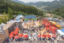 [지금대세는 관광] 5월 이색 축제, 남해 독일마을 마이페스트로 가볼까