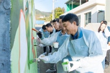 광양제철소, 진상면 섬거·신시마을서 대대적 연합봉사..지역사회와 함께 따뜻한 동행