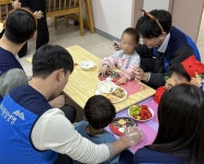 동양생명, 아동복지시설 ‘이든아이빌’ 방문해 쿠킹 클래스 봉사 진행