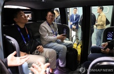 고령 운전자 사고 비중 20%로 급증..로보택시 도입 대안
