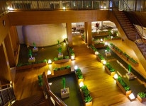 [주말어디] 영하권 추위 이겨낼 찜질방 투어..홍삼 오일 마사지에 물속 파티까지