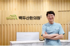 회전근개파열로 인한 어깨통증, 방치시 만성통증으로 이어질 수 있어