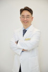 임플란트 개인의 치아 상태를 고려해야