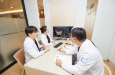 돌출입도 비발치 치과 치아교정으로 개선 가능