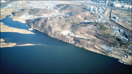 천연기념물의 보금자리, 화원동산 하식애에 탐방로 공사라니요?