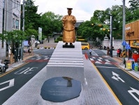 대구 순종황제 동상, 역사 왜곡 논란 6년 만에 철거 검토