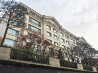 갈길 바쁜 CU후계자 홍정국 42억 호화빌라 샀다