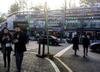 강남문화 깃든 다리건너 옥수동, 상권은 시골풍경
