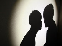 게이 섹스, 청년부터 평범한 아버지·남편도 일탈