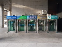 은행점포·무인자동화기기, 최근 5년새 급감