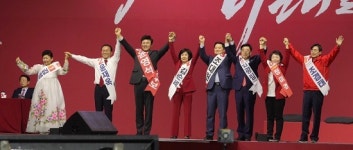 [전당대회]최고위원후보 8인, “재건 적임자는 나”