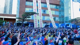 금속노조, 한마음회관 집결…폭풍전야 현대重
