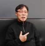 “독학으로 연마한 글솜씨로 안방극장 사로잡았죠”