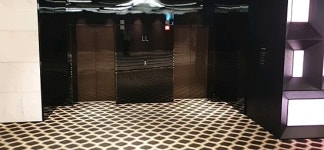 사람 발길 끊긴 호텔…‘일부는 자발적 휴업까지’