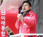 창신동 찾은 황교안  “총체적 난국이라 할 만큼 경제 무너져”