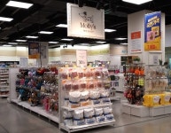 코너 몰린 펫샵업계, 반려동물용품 인증제 승부수