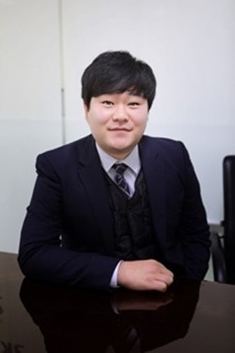 사공 많으면 배가 산으로 간다