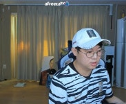 인기 유튜버 감스트, “자고 일어났더니 실종설…당분간 휴방