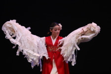 김연선 헤어뷰 | 김연선의 춤은 본향(本鄕)이다
