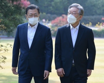 문재인 지지율 최저치 근접에 이재명‧민주당 차별화 조짐