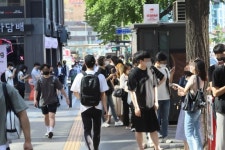 신림선 개통… “출퇴근·상권 기대감” vs “통학 도움 안 돼”