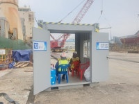 부산항만공사, 감천항 서편부두에 근로자 위한 ‘안전그늘막’ 10동 설치