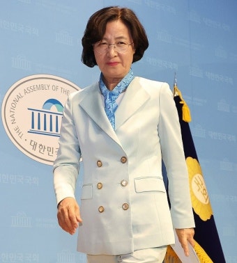 민주당 국회의장 선거 4파전… 추미애 강세지만 단일화 변수
