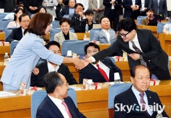 파이팅 하는 나경원-원희룡-윤상현-한동훈