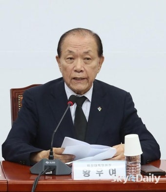 발언하는 황우여 비상대책위원장