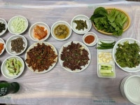 [백년가게 기획 시리즈] ㉕ 흑염소·오리불고기 ‘야들야들’… 누린내 없는 건강 진미
