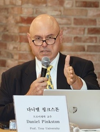 “트럼프·김정은 담판으로 북핵 해결하는 건 위험”
