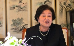 [단독] 이순자 여사 “남이 뭐라 하든 진실은 본인이 알아”