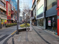 부산 줄줄이 폐업, 자영업 위기… 텅텅 빈 상가