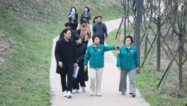 송파구의회, 장지천·탄천 수변 정비사업 현장점검