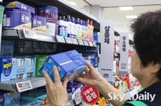 ‘러브버그’ 기승에 방충용품 수요 증가