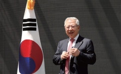 [우리동네 명사들] 문구 유통의 표준 세운 이동재… ‘아트’에서 미래 찾는다