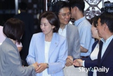 투표용지 부족 사태 규탄하는 국민의힘