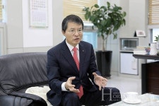 2025년까지 로컬푸드직매장    500개 개설해 농가소득 향상시킬 것