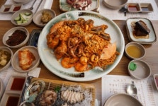 부산 해물탕 맛집 동천해물탕 부산대와 동래 연말모임 단체회식장소로 인기