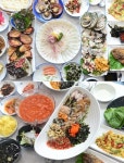 겨울 여행의 필수코스는 제철해산물… 거제도 맛집 웅아횟집 인기