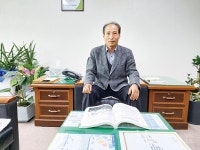 딸기를 중심으로 농업인의 소득증대에 힘쓰다