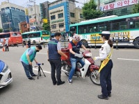 군포시, 이륜차 소음 점검...경적 1건, 불법튜닝 1건 적발