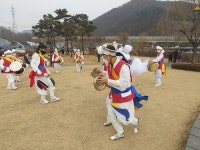군포 반월호수공원에서 정월대보름맞이 풍물 한마당 열려