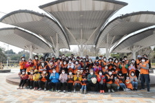 군포시자원봉사센터 후원하고 내손으로 꽃나무 심어