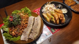 [군포첨단산업단지 상인들] ② 40여 가지 다양한 음식을 푸짐하게, 주점 아침산 저녁바다