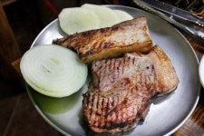 [제주도 가볼만한곳] 불만나 연탄불고기 흑돼지 맛 즐길 수 있어