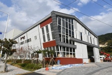 다대 무지개공단에 서부산 창작거점 홍티마을 예술촌 개관