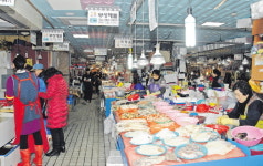 부산 전통시장, 차별화 전략으로 상권 활성화 나서